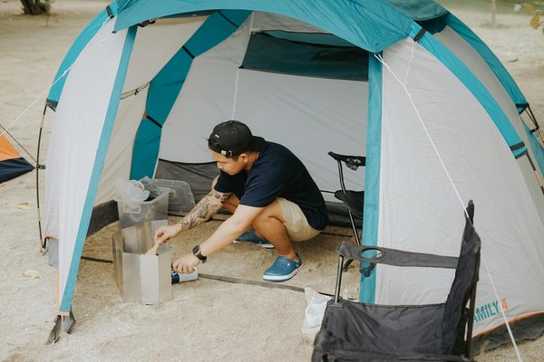 Quelle croisière permet une incursion dans la vie des tribus nomades du fleuve Niger?