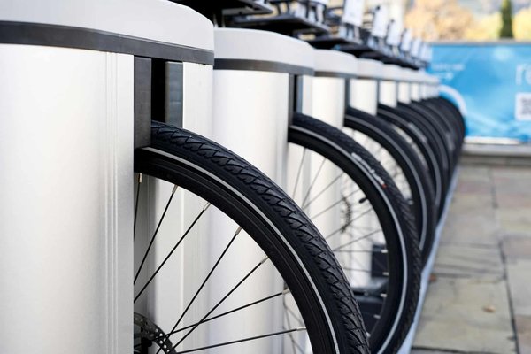 Quels sont les meilleurs thermes naturels à visiter en Islande durant l'hiver ?